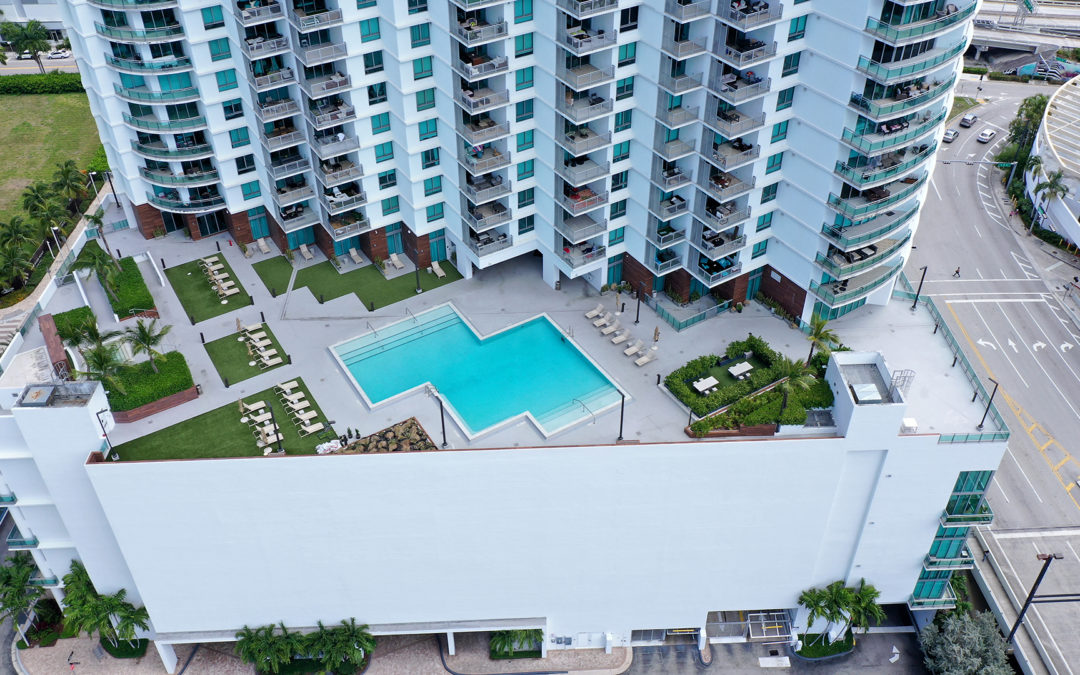 Wind Condominium, Miami